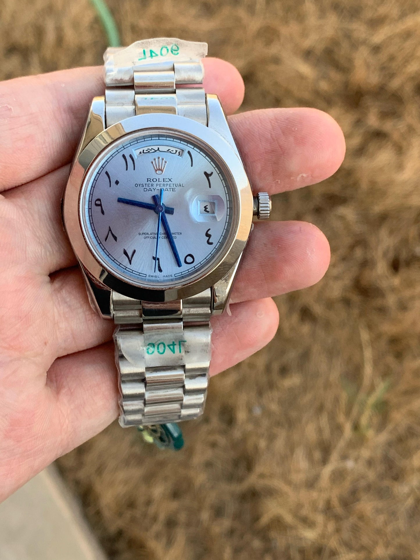 40 mm  السعر بالدينار الاردني 350 دينار -رولكس داي ديت عربي سكاي بلو - قطعة واحدة كلين تايتل