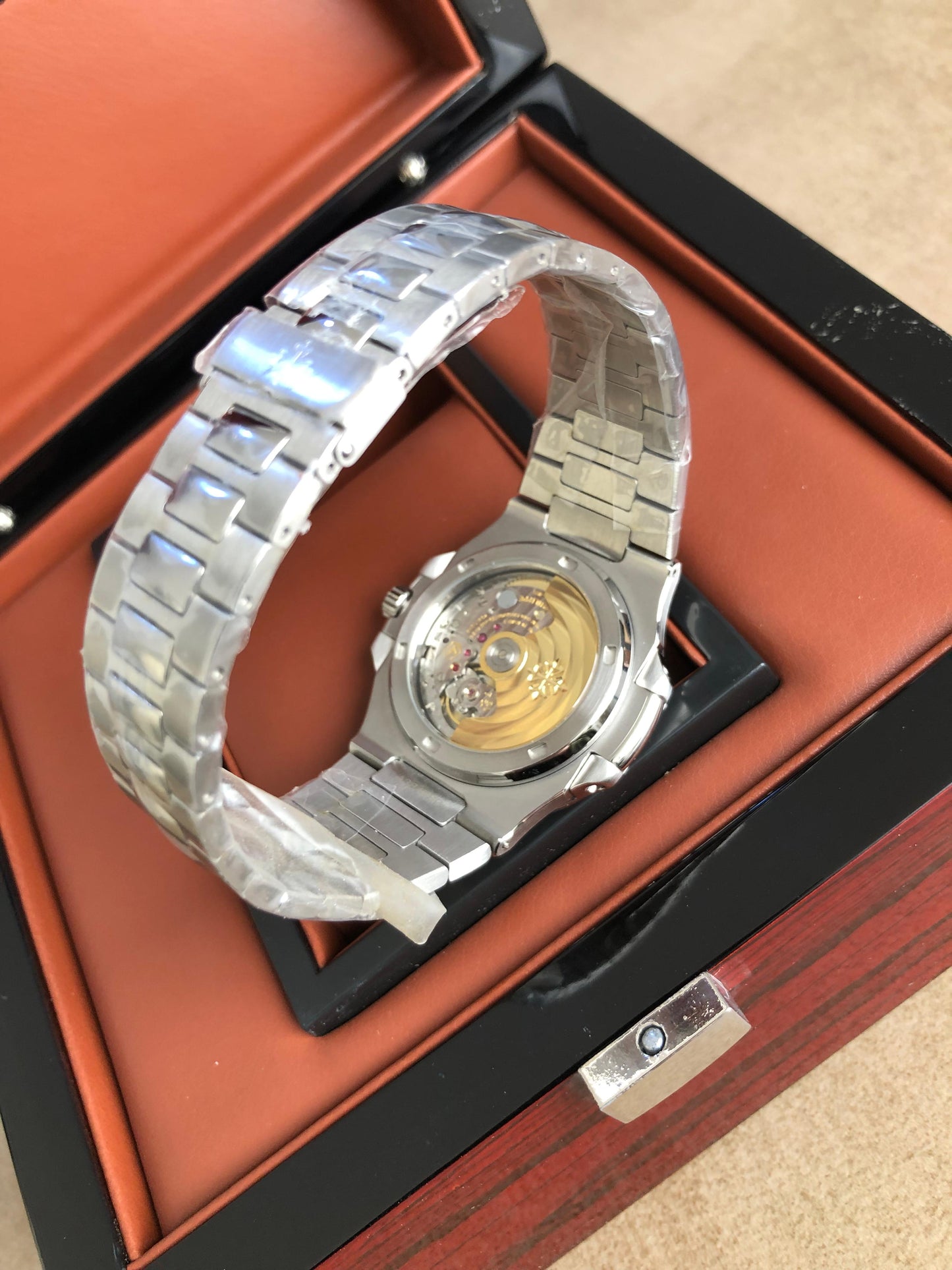 patek philippe 5711- تطابق ١٠٠٪ ماكينة سويسري