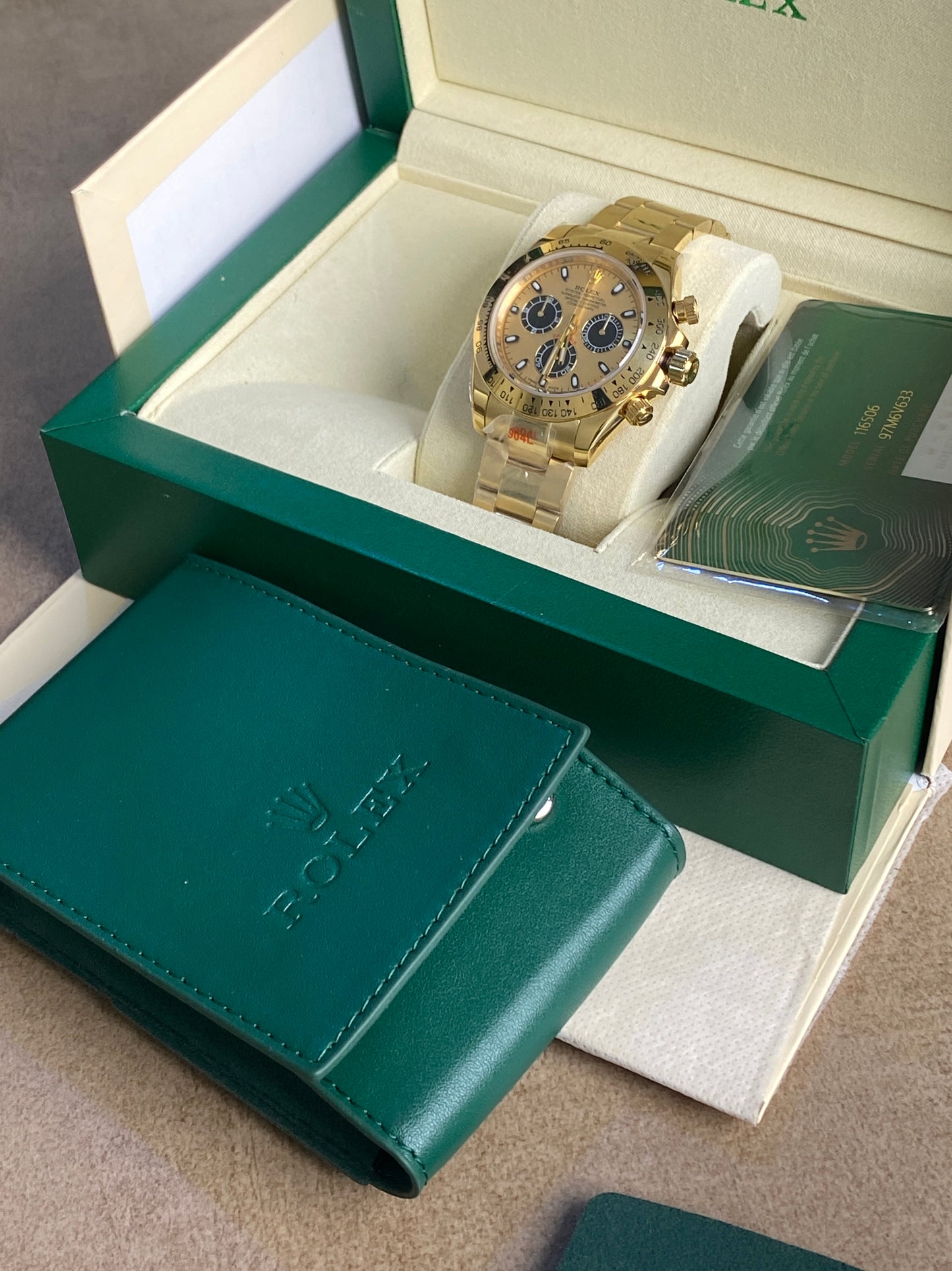 رولكس دايتونا  ذهب اصفر مينا ذهب  كلين - ذهب طلاء عيار ١٨  ليعطي نفس لمعان الأصلي