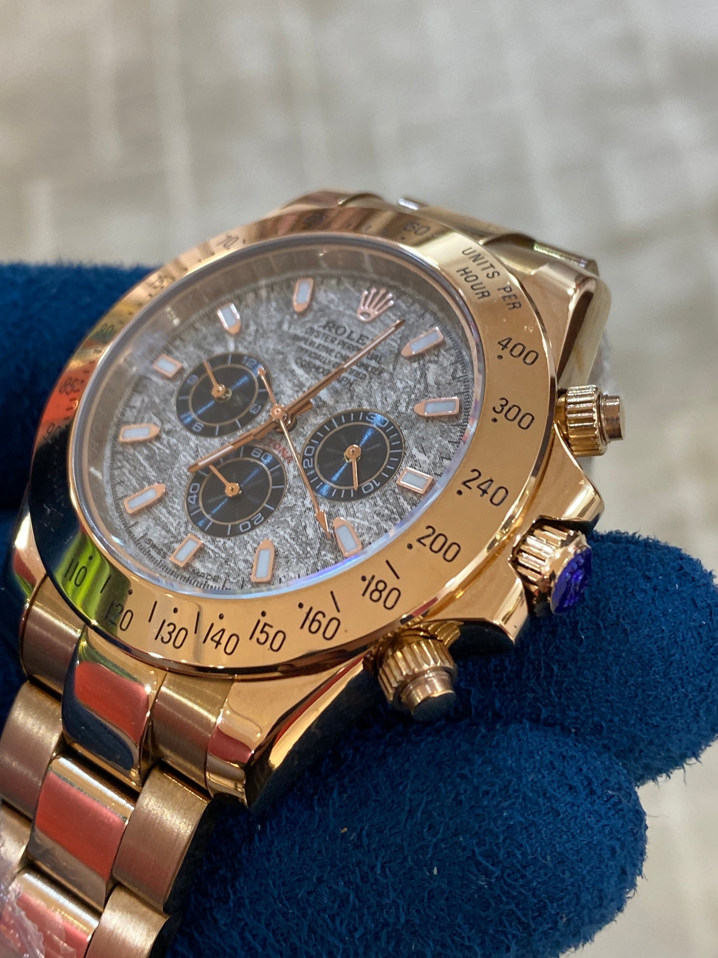 روليكس دايتونا روز جولد مينا ماربل - جراند ماستر ماكينة اوتوماتيك (قطعة واحدة)