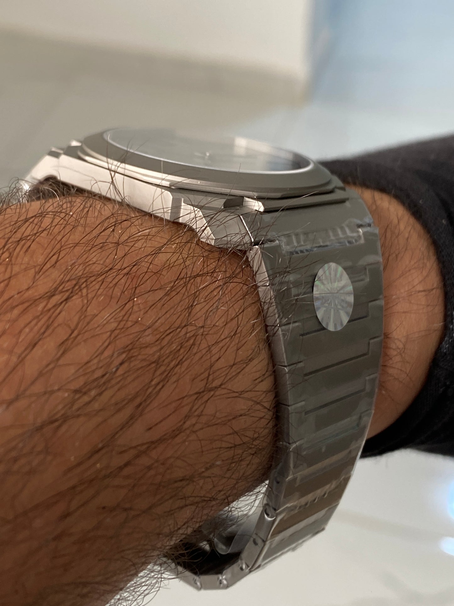 Bulgari Octo Finissimo - انحف ساعة بالعالم ماكينة سويسريو تيتانيون - القطعة الوحيدة بالعراق (السعر بالاردني 750)