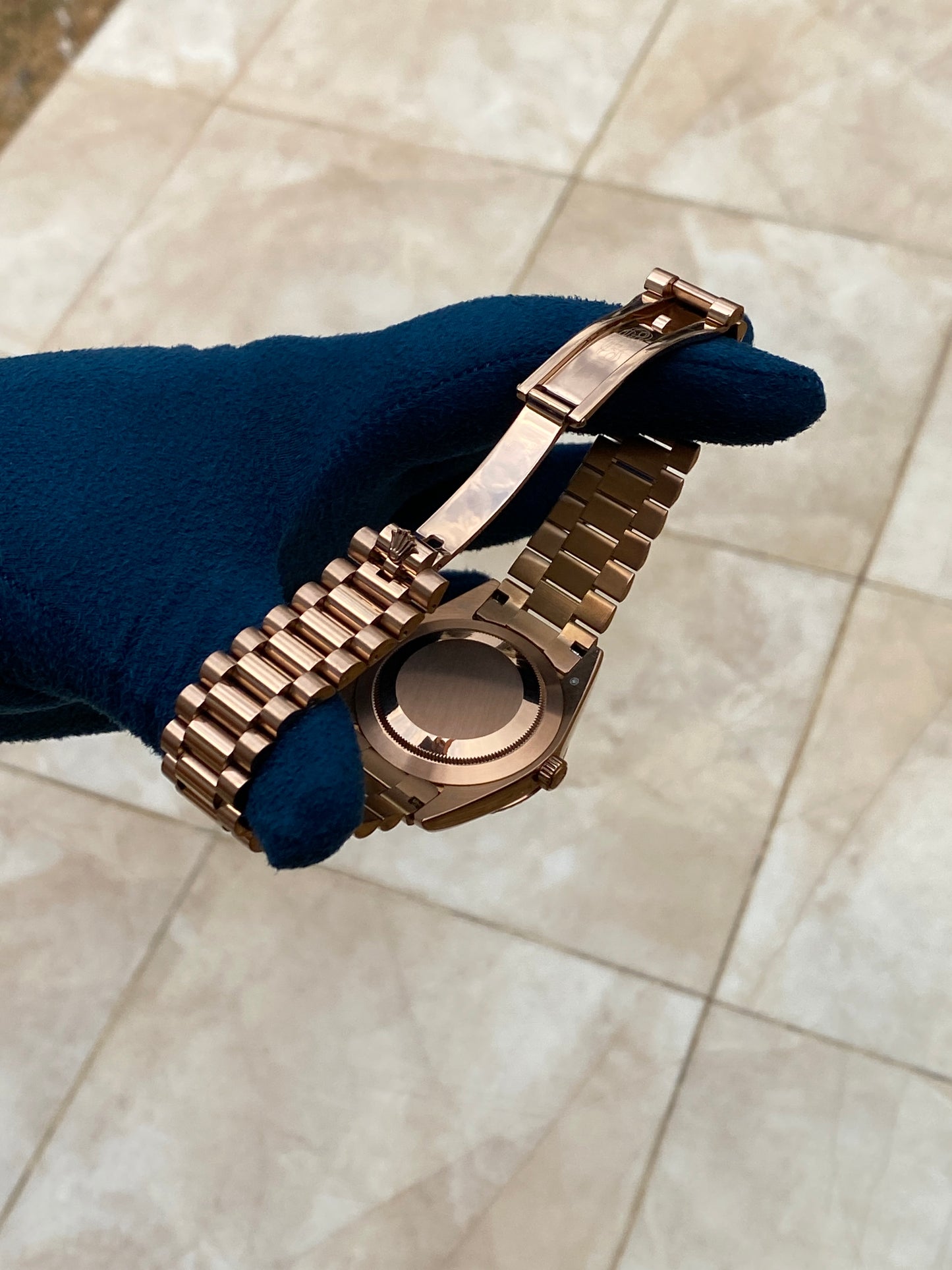 روليكس داي ديت فول روز جولد مينا زيتوني - جراند ماستر ماكينة اوتوماتيك (قطعة واحدة)