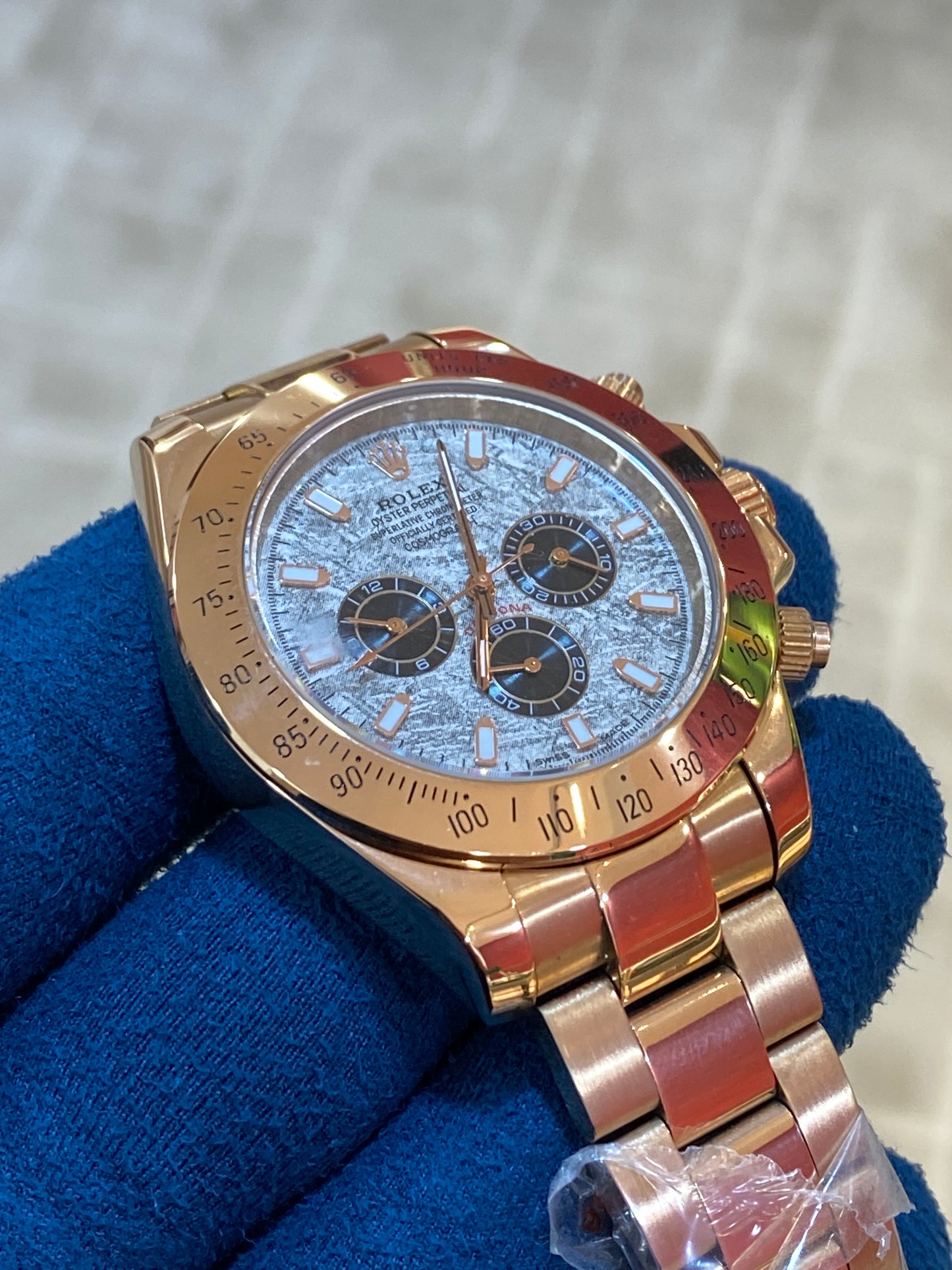 روليكس دايتونا روز جولد مينا ماربل - جراند ماستر ماكينة اوتوماتيك (قطعة واحدة)