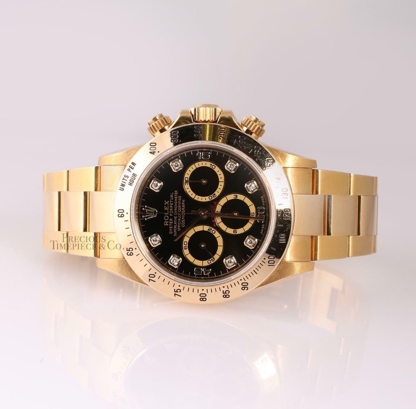 40 mm رولكس دايتونا ذهب أصفر بقرص أسود وأرقام ألماس