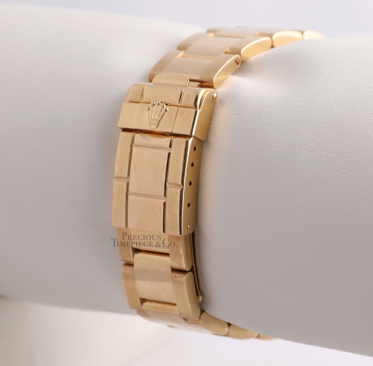 40 mm رولكس دايتونا ذهب أصفر بقرص أسود وأرقام ألماس
