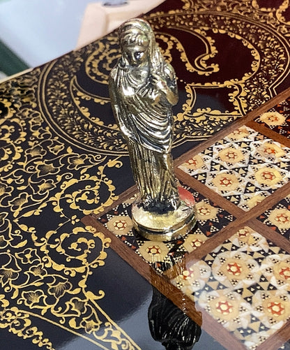 تحفة فنية صناعة يدوية - طاولي و شطرنج رسمة واحدة فقط يعني الحبة الوحيدة في العراق - احجار الطاولي و الشطرنج صناعة يدوي  بادق التفاصيل (t4)