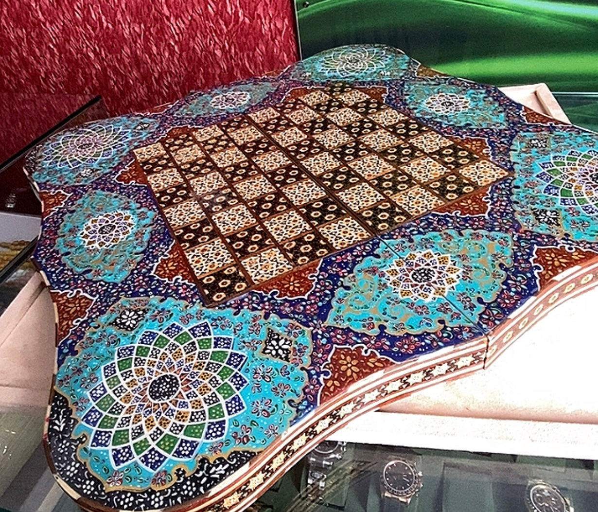 تحفة فنية صناعة يدوية - طاولي و شطرنج رسمة واحدة فقط يعني الحبة الوحيدة في العراق - احجار الطاولي و الشطرنج صناعة يدوي  بادق التفاصيل (t3)