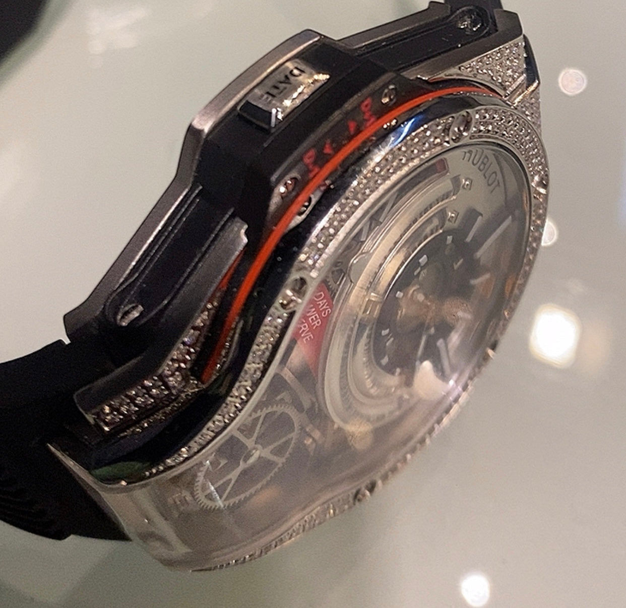 هوبلوت بيج بانج فلوتيمج توربيون - اول حبة في الاردن موديل ٢٠٢٥ (السعر بالدينار الاردني ٦٠٠)