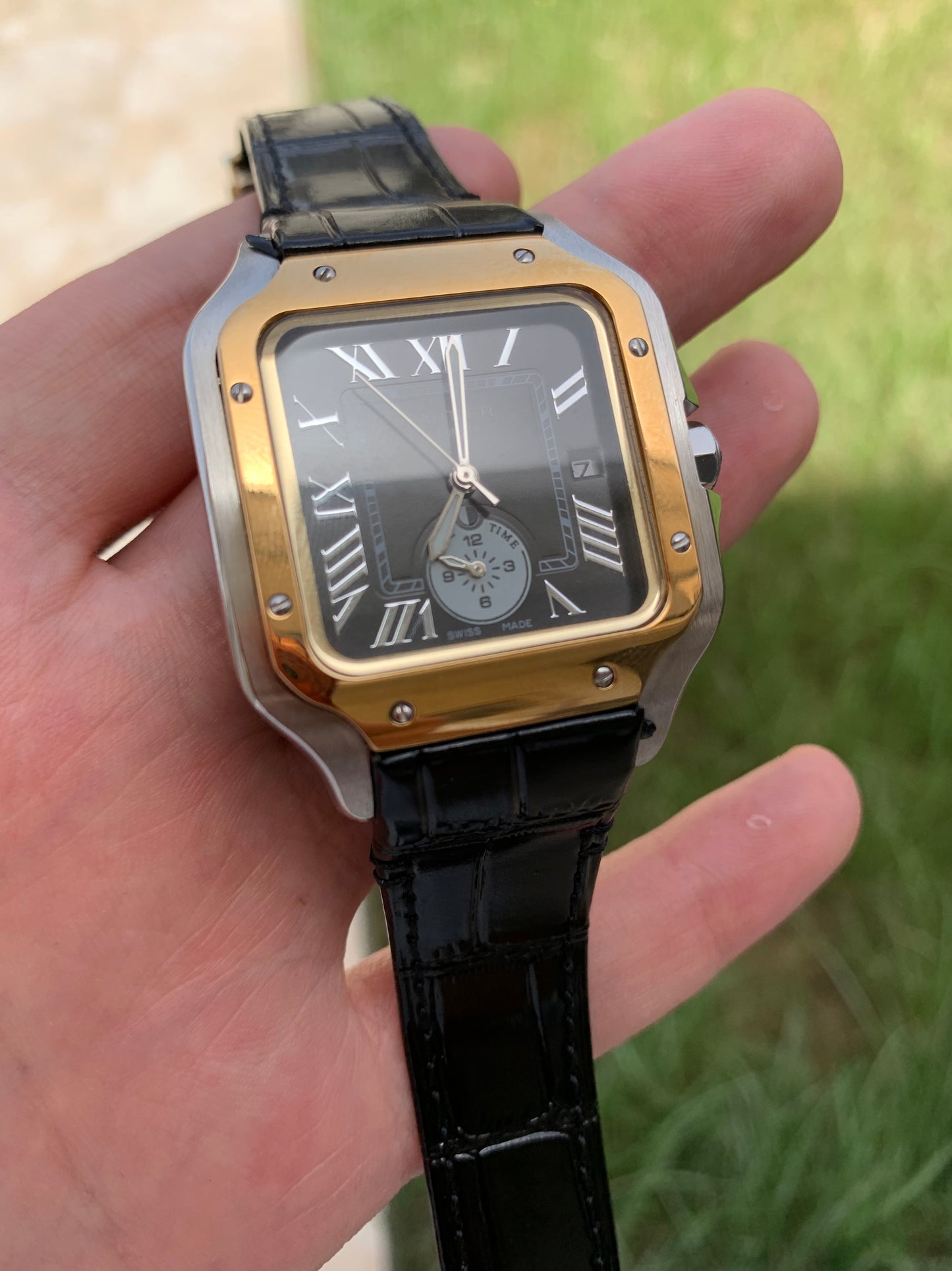 السعر بالدينار الاردني 200 دينار - ساعة كارتير كلاسيكيه سويس ميد ارقام لاتينية