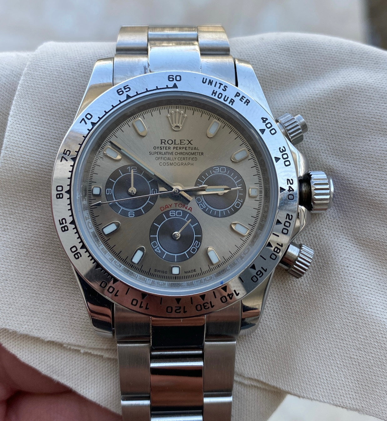 عرض الساعه رقم ١٠٠ في المتجر رح نبيعها بسعر التكلفه - دايتونا تايتانيوم اصدار ٢٠٠٧