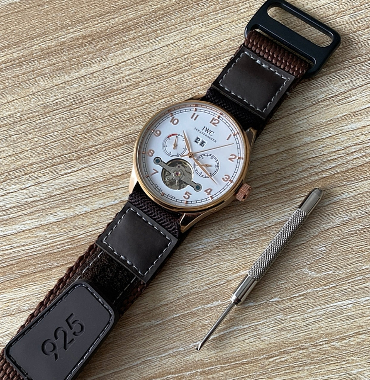 IWC AFTER MARKET EDIT 952 - الساعة كاين طبق الأصلية تم التعديل عليها - الساعة فينتج دون اوراق