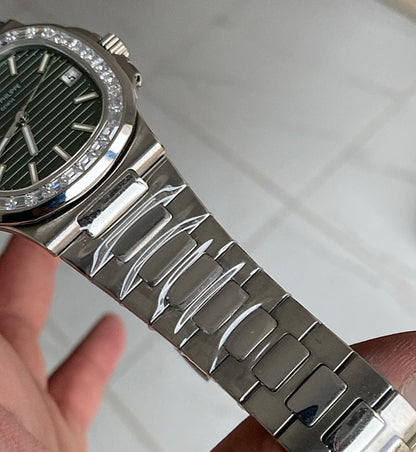 باتيك فيليب نوتلس ٥٧١٢ مينا زيتوني - كلين طبق الأصل حبة واحدة