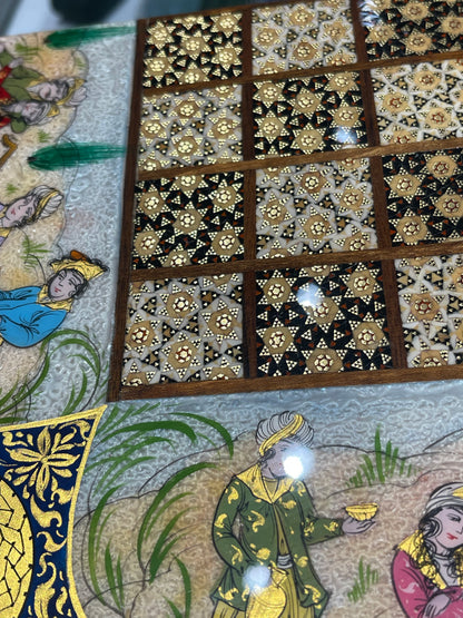 طاولي صناعة يدويه بالكامل قطعه واحده مع جنود براص واحجار الطاولي واحده فقط الرجاء عدم الاحراج