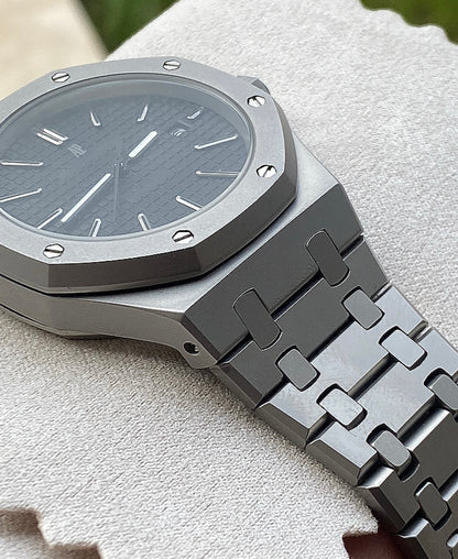 AP Royal Oak 41 mm  - اي بي رويال اوم بلاك ديل - مات فضي