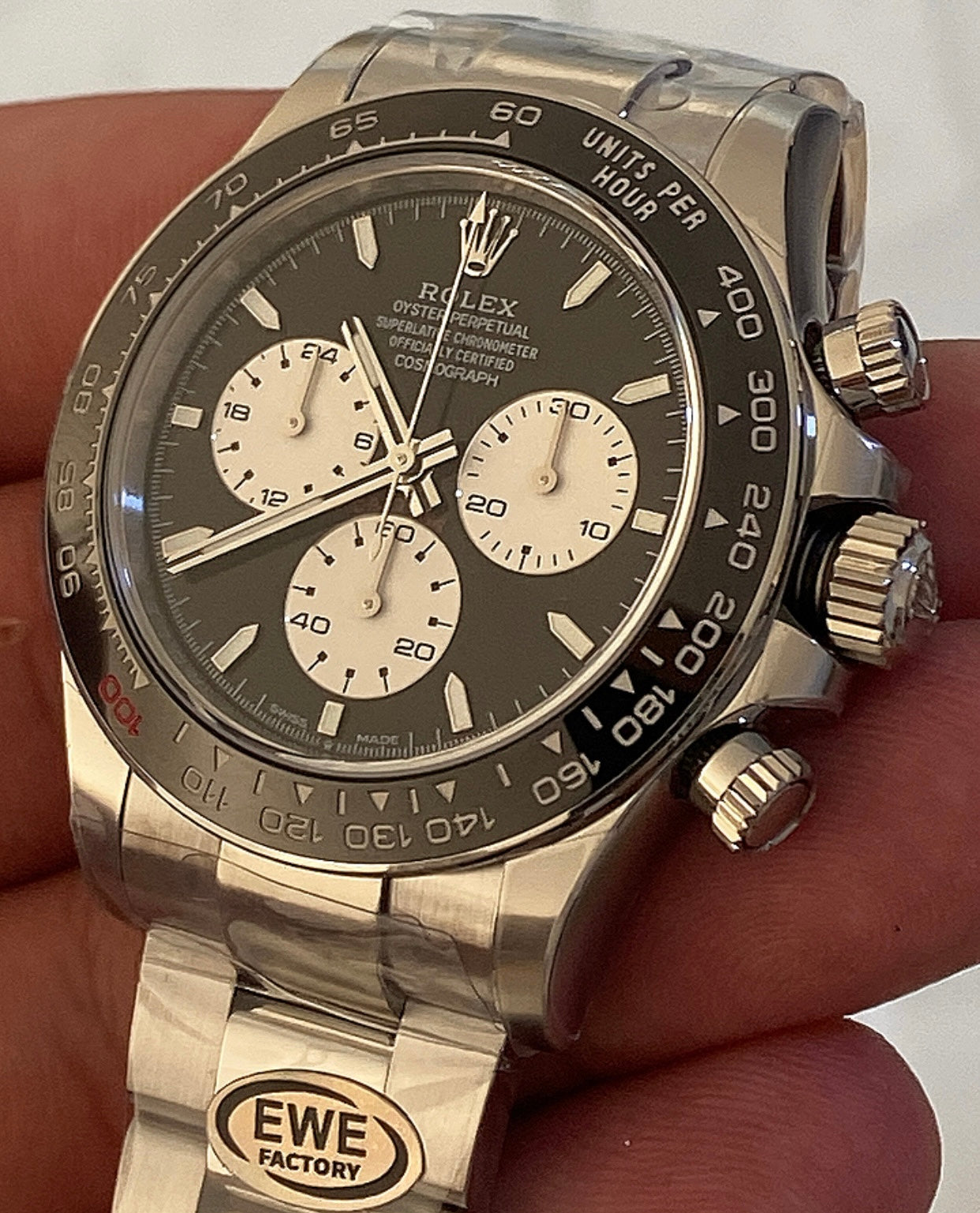 40 mm رولكس دايتونا مينا  أسود وعدادات بيضاء