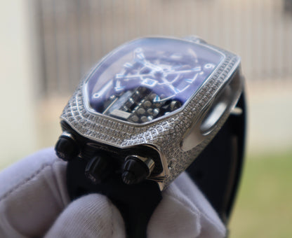 ساعة جاكوب اند كو اصدار خاص بوجاتي شيرون دايموند - حبة واحدة لأول شخص