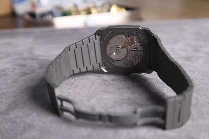 Bulgari Octo Finissimo - انحف ساعة بالعالم ماكينة سويسريو تيتانيون - القطعة الوحيدة بالعراق