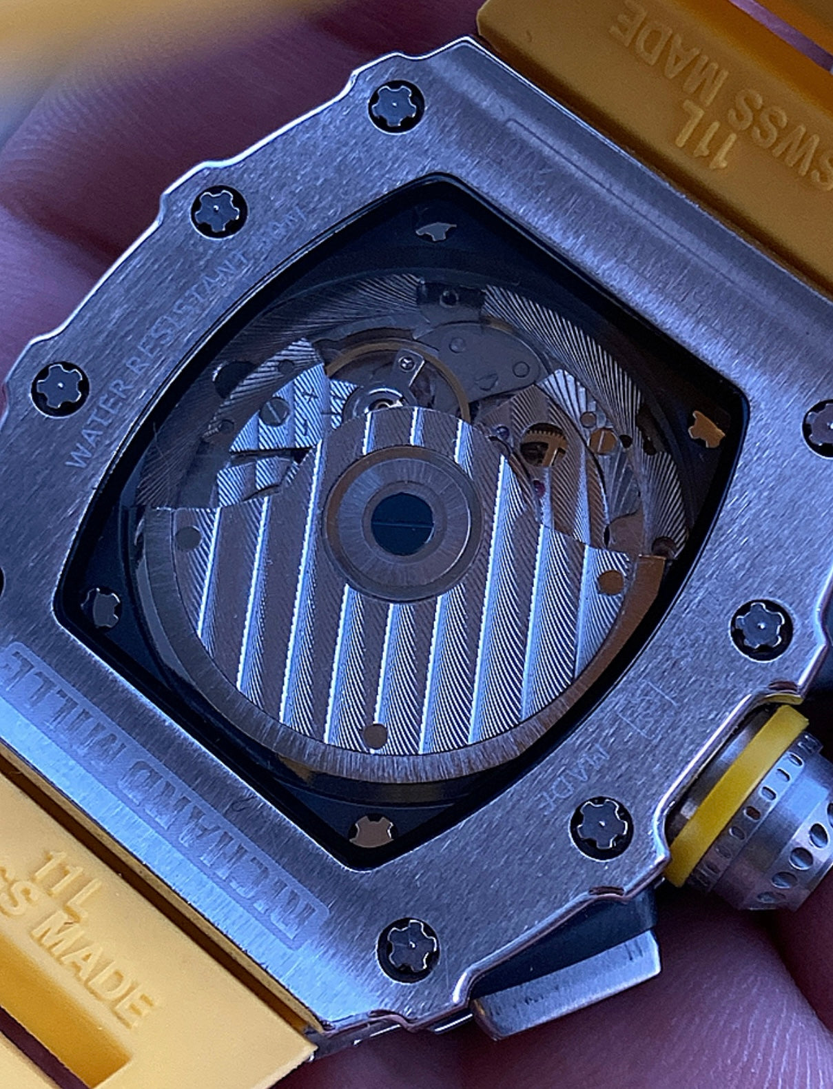 ريتشارد ميل ١١ طبق الاصل وارد تركيا - باله سعرها في تركيا ٣ الاف دولار - سعر الساعة مليون و مئة الف