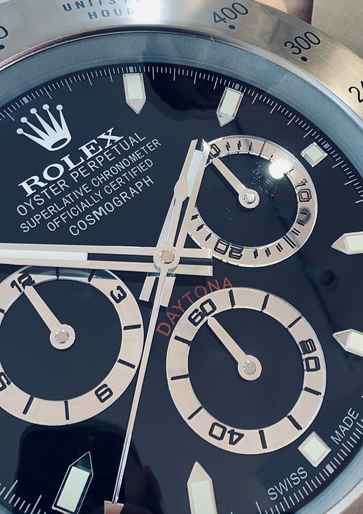 رولكس دايتونا تايتانيوم ديزاين - ساعة للحائط