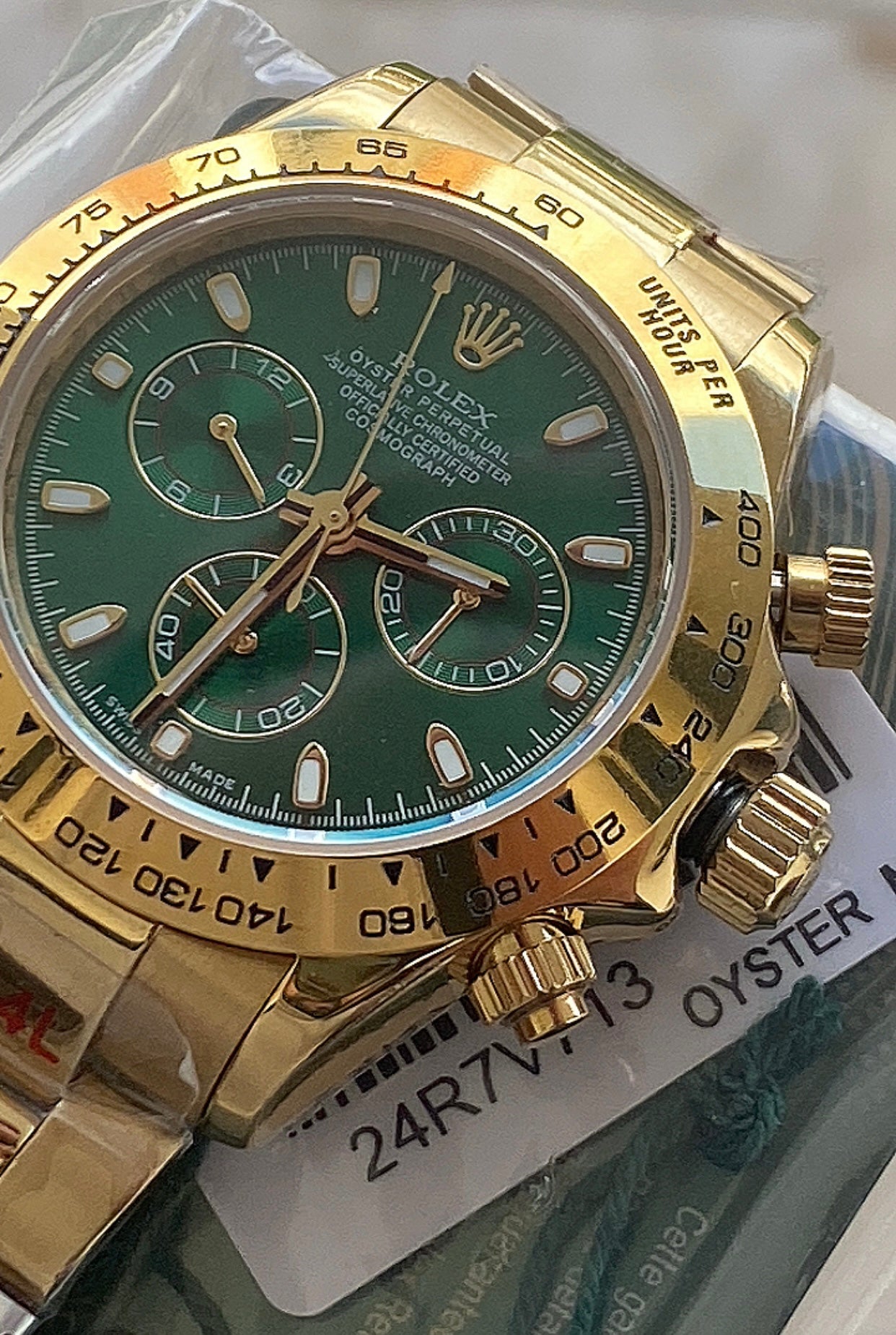 روليكس دايتونا جولد  مينا أخضر ٢٠٢٤ - كلين قطعة واحدة