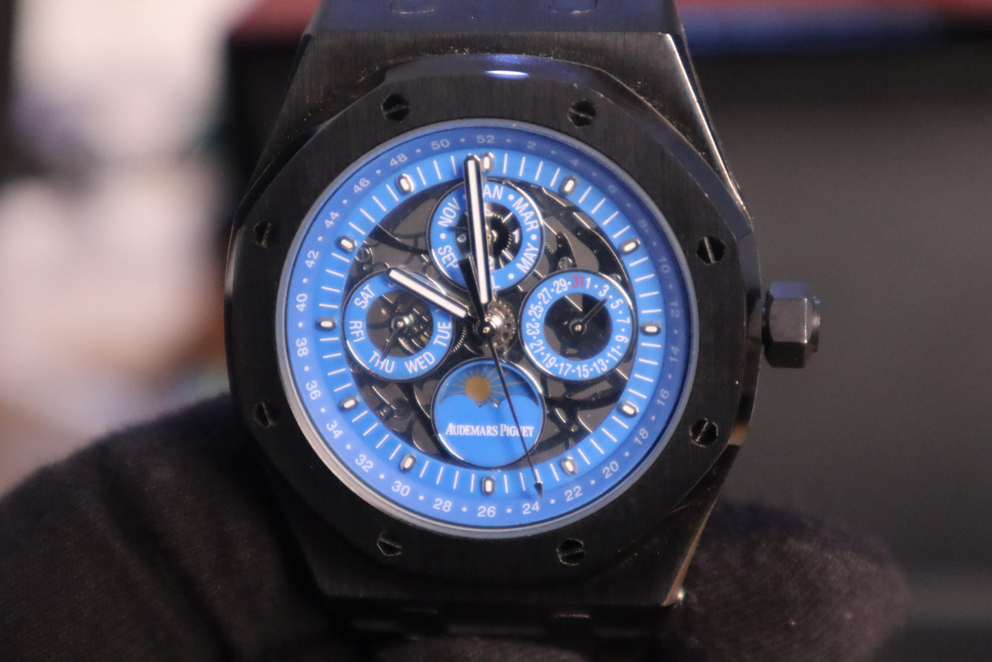 AP ROYALOAK -  اي بي رويال اوك بربتشوال كاليندر