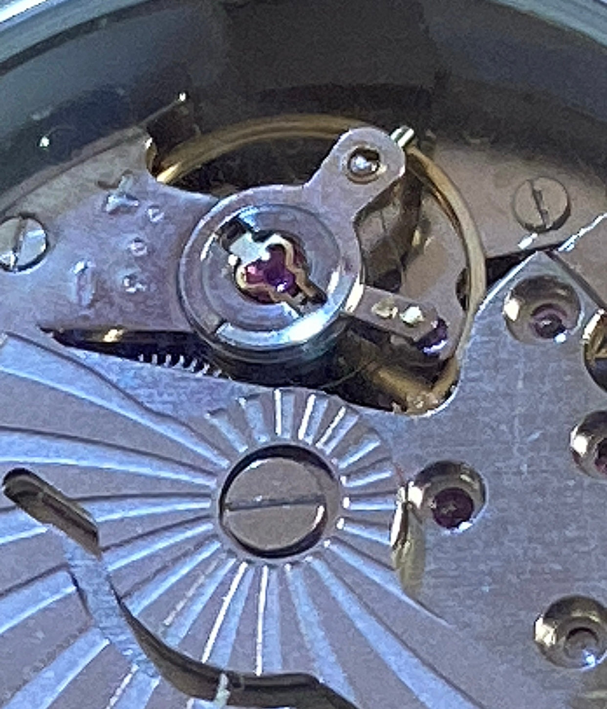 اوميجا كونستليشن كلين مستعملة بحالة الجديد