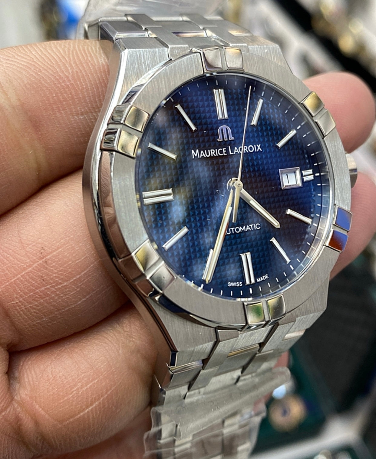 Maurice Lacroix Aikon - كلين تايتل قطعة واحدة