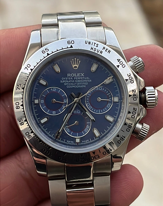 رولكس دايتونا اصدار ٢٠٠٤ بحالة جيدة جداً - مكينه غير مفتوحة اوتوماتيك