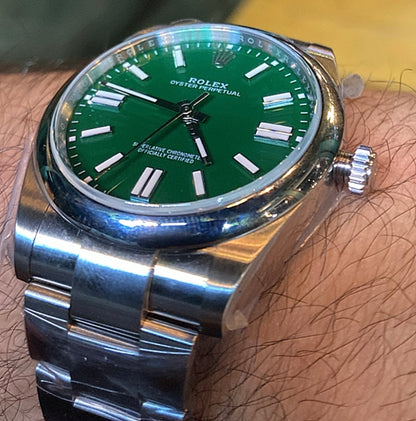 رولكس اويستر بربيتشوال مينا اخضر - مصنع اي دبليو اي طبق الاصلية لا تفرق
