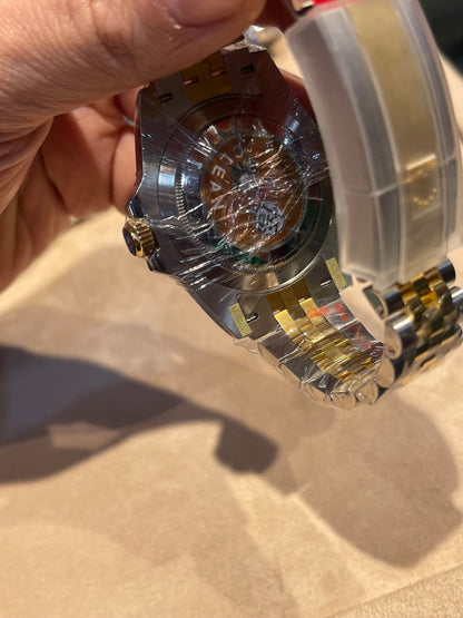 رولكس جي ام تي جولد تو تون جوبلي