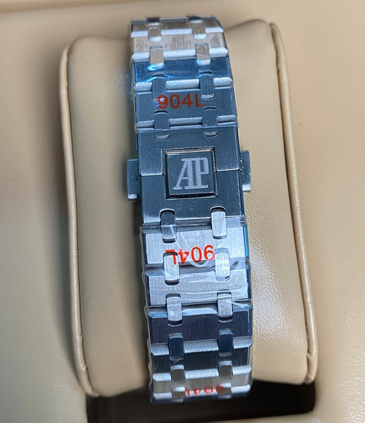Audemars Pigue  Royal Oak Skyblue  41 mm (كلين تايتل)