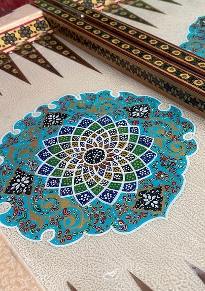 تحفة فنية صناعة يدوية - طاولي و شطرنج رسمة واحدة فقط يعني الحبة الوحيدة في العراق - احجار الطاولي و الشطرنج صناعة يدوي  بادق التفاصيل (t3)