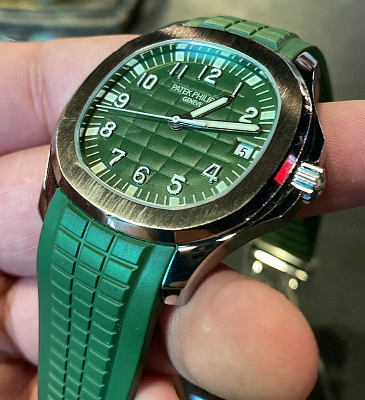 باتيك فيليب اكوا نوت ستراب جيشي و مينا جيشي طبق الأصل (صور حقيقية دون تعديل)