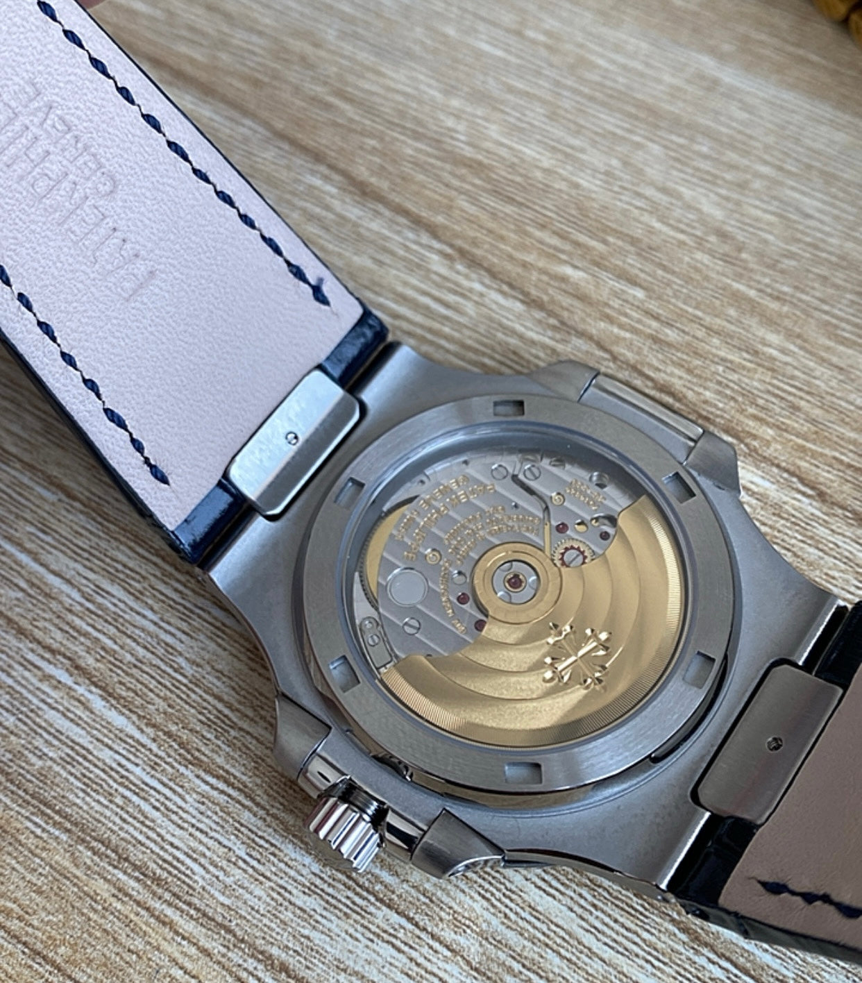 باتيك فيليب نوتلس كلين ٥٧١١ طبق الأصل جلد - نيلي