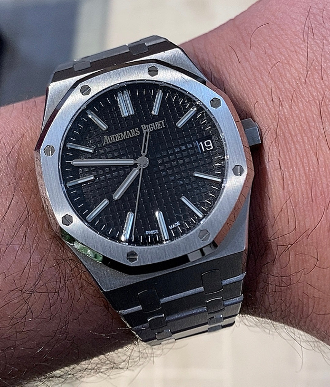 AP Royal Oak black dial - حبة وحدة مستحيل تميزها عن الاصلية
