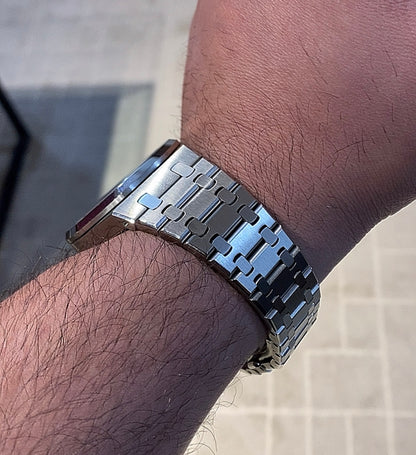 AP Royal Oak black dial - حبة وحدة مستحيل تميزها عن الاصلية