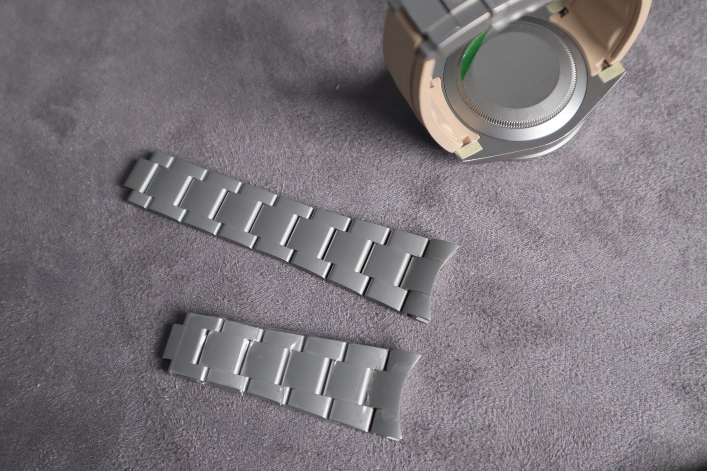 Rolex Submariner DIW - اصدار خاص قطعة واحدة كلين طبق الأصل ماكينة سويسري (سير عدد 2 رابر و تيتانيوم فضي) (السعر بالاردني 750)