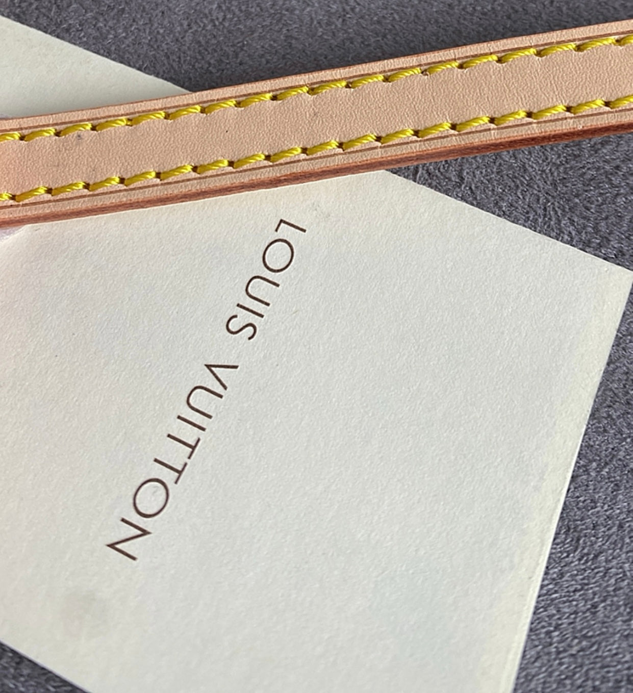 LV Monogram MulticolorLimted - الجنطة طبق الأصل لا تميز متوفر قطعة واحدة