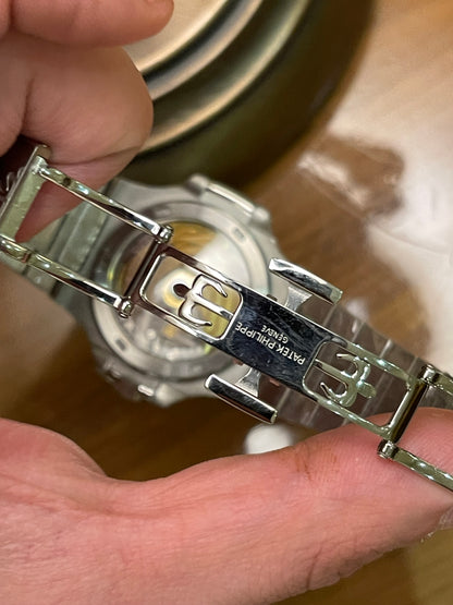 باتيك فيليب نوتلس نادرة جداً- مينا زيتوني بيزيل اوليڤ  زيتوني طبق الاصل اعلى جودة