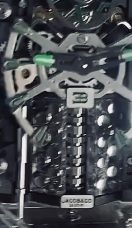 السعر بالدينار الاردني 550 دينار - جاكوب اند كو بوجاتي 2025 - أعلى جودة  متوفر قطعة واحدة