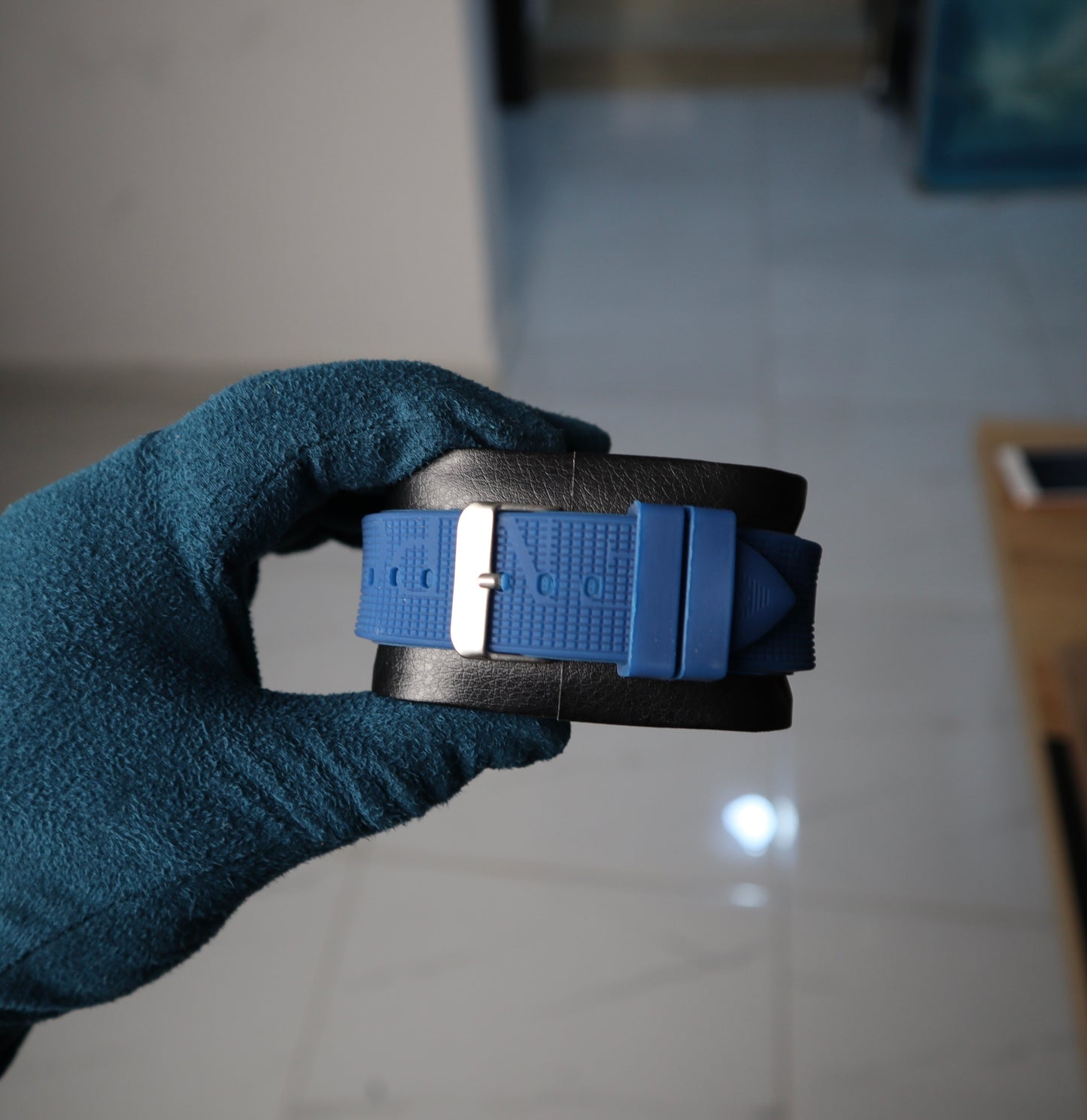 ساعة ارماني جراند ماستر - حبة واحدة من كل لون