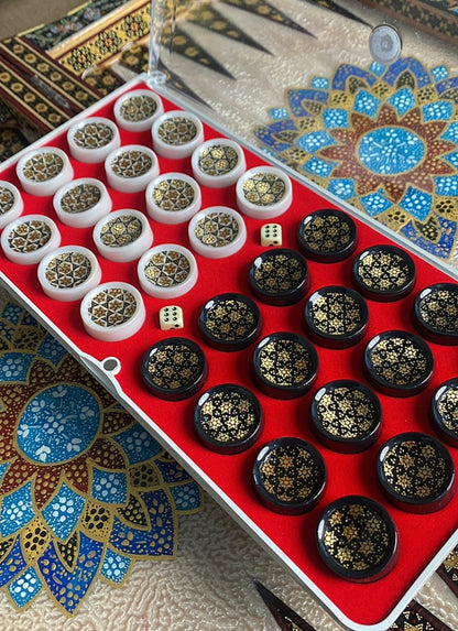 طاولي + شطرنج  زخرفة سوداء راقية صناعة يدوية - جنطة جلد فاخرة السعر بدون احجار شطرنج ٥٥٠ الف ومع احجار شطرنج ٦٥٠ الف