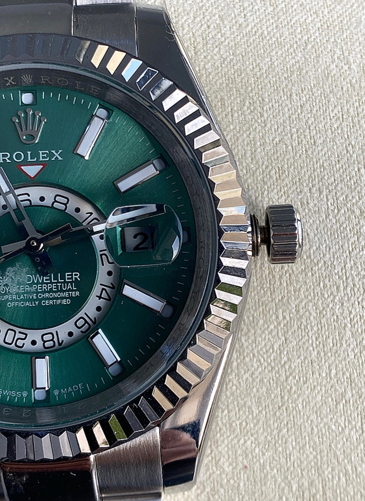 42 mm  رولكس سكاي دولر جرين ديل - الساعة كلون ١٠٠٪؜