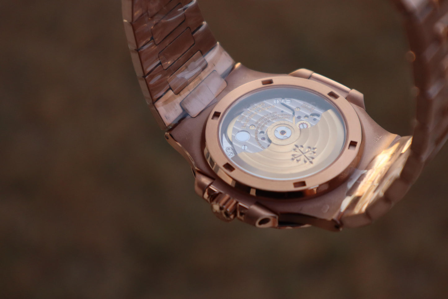 PATEK Philippe 5711- نوتلس روزجولد كلين