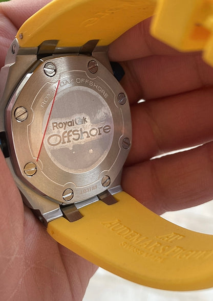 AP offshore 42 mm  - اوف شور كلون طبق الأصل - قطعة واحدةا لون فسفور ستراب راب اصفر