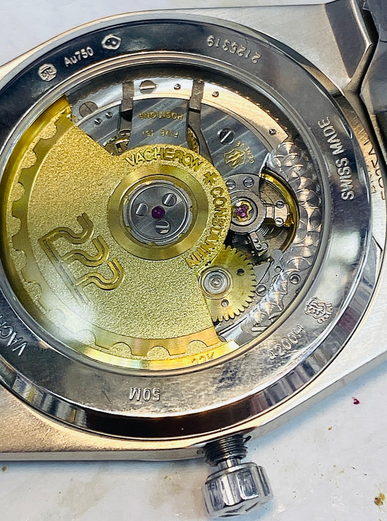 فاشيرون كونستانتان اكسبشنال 222 - طبق الأصل ماكينة سويسري