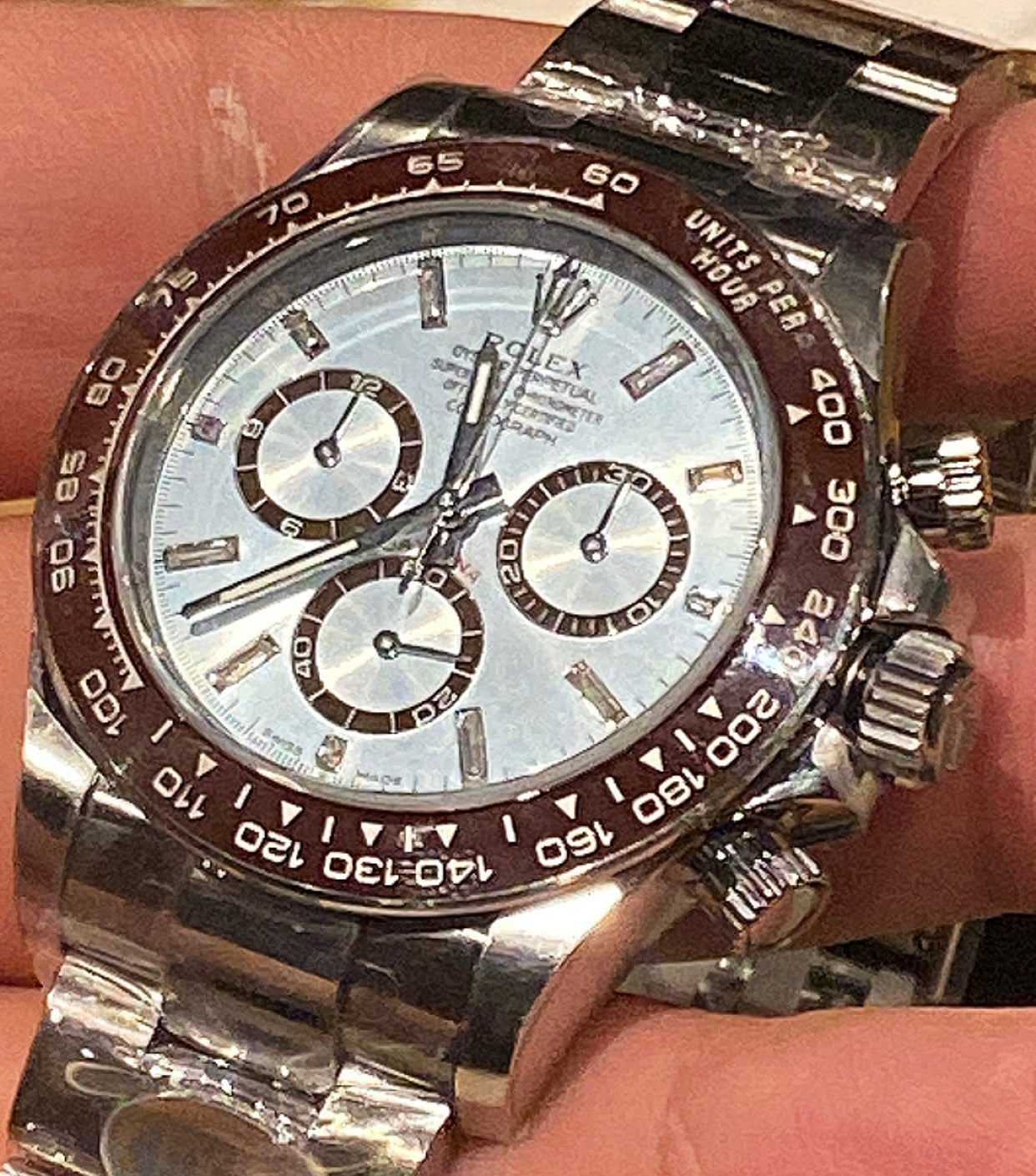 رولكس دايتونا كوزموجراف تطابق ١٠٠٪؜ ( مصنع EWE)