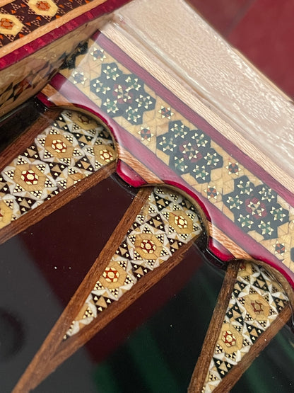 قطعه واحدة طاولي صناعة يدوية بالكامل اسود ملكي مع جنود براص اصلي وجنطة جلد فاخره