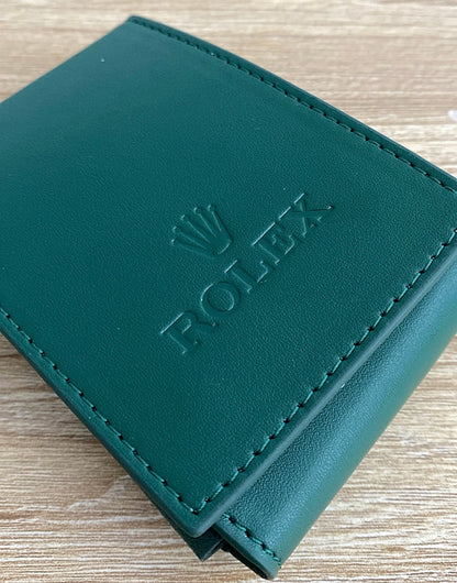 ساعة رجال الأعمال الدكية