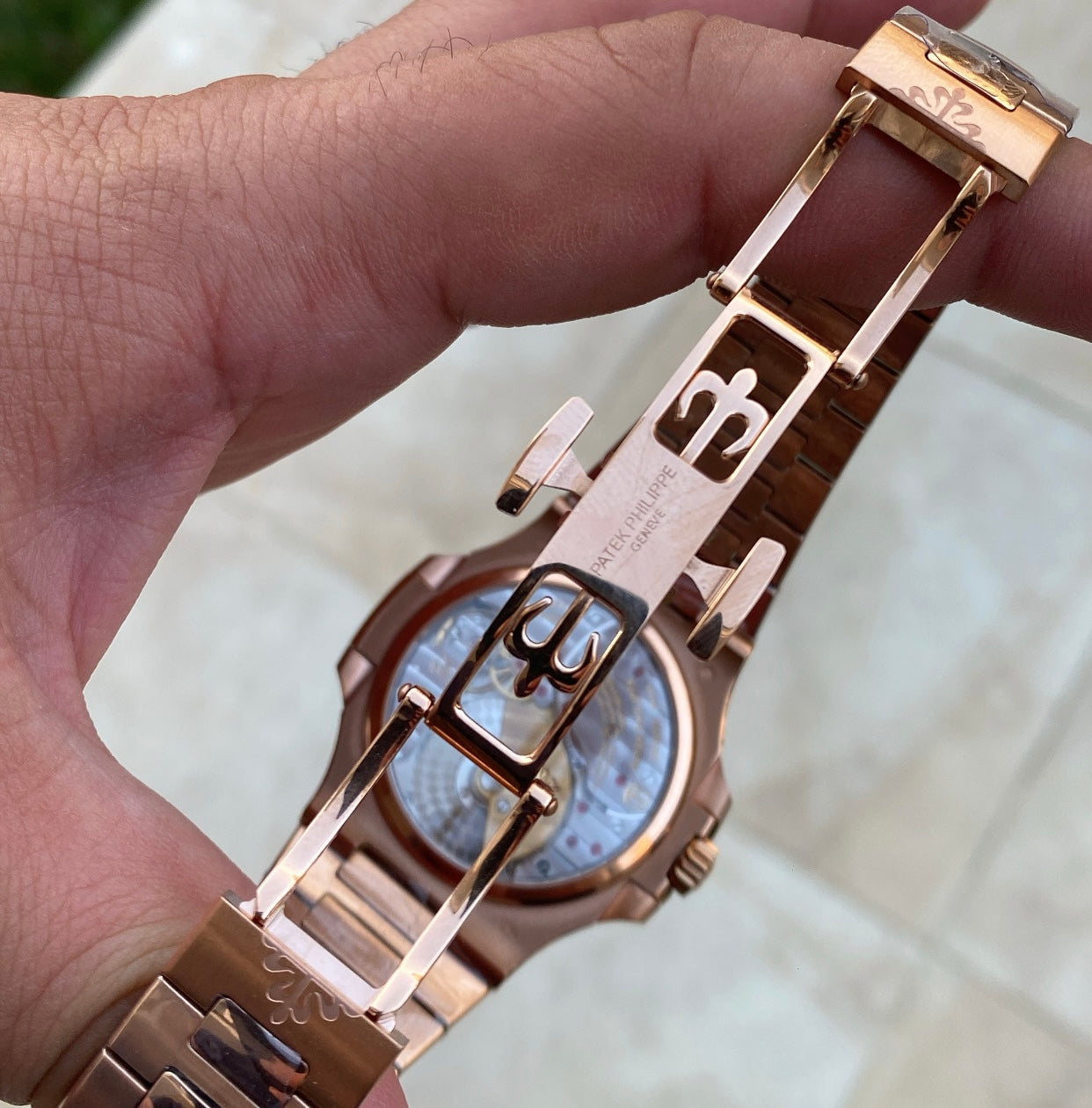 ساعة باتيك فيليب نوتلس ٥٧١٢ - الساعة الترا ماتش طبق الأصل